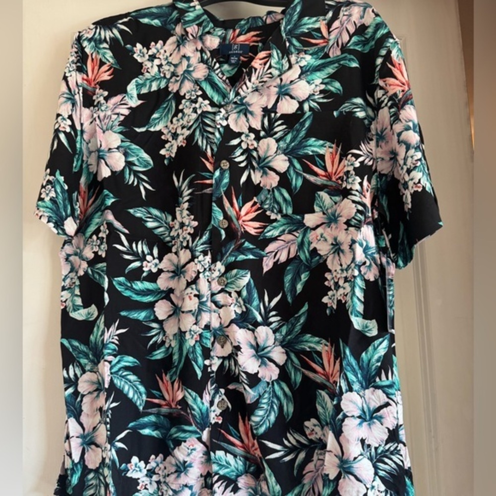 NWT Men’s Hawaiian Shirt Size L